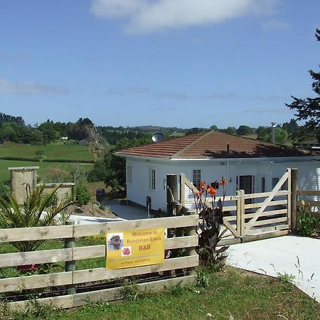 Runciman Berries And Emus B&B Ramarama Bagian luar foto